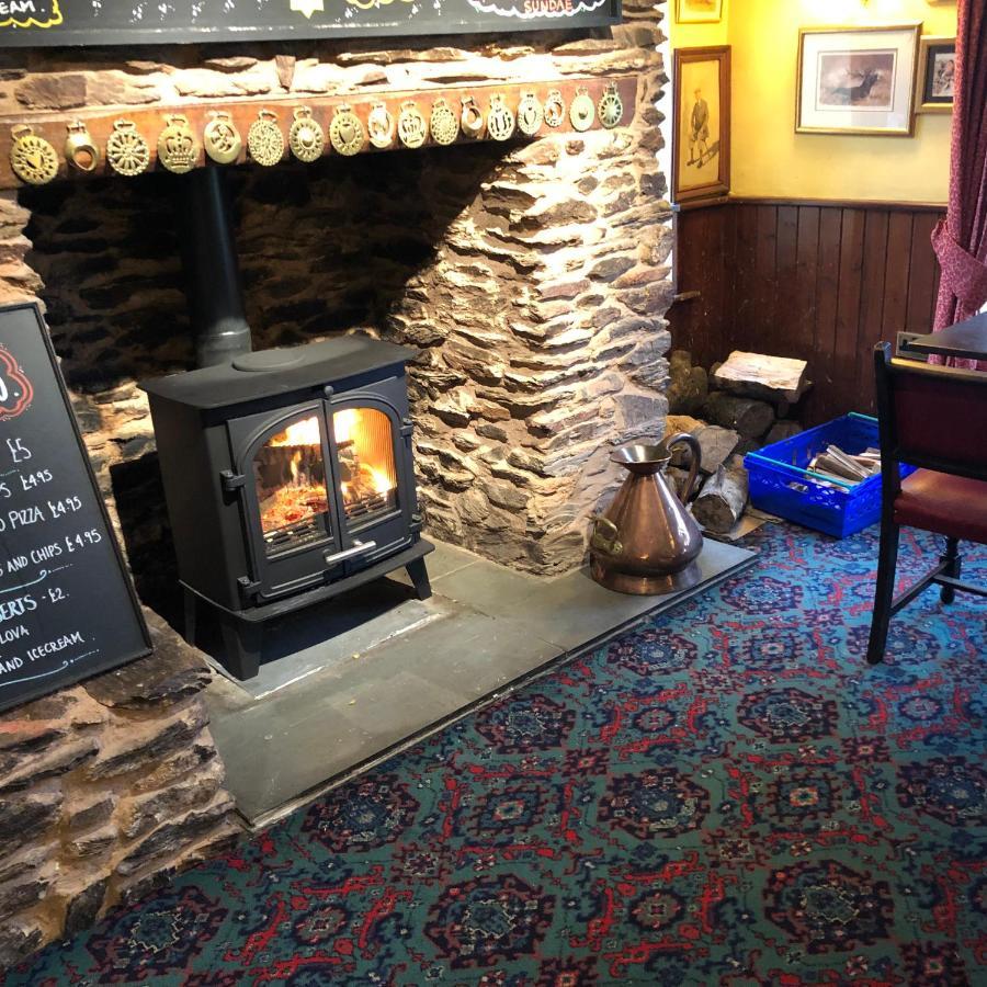 Clatworthy Raleghs Cross Inn מראה חיצוני תמונה